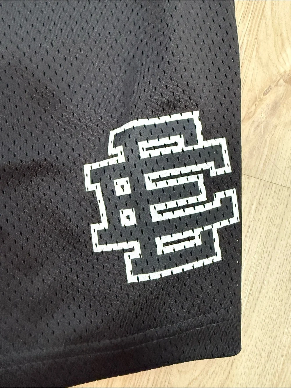 Eric Emanuel Black Athletic Mesh Shorts with White large - Picture 3 of 7